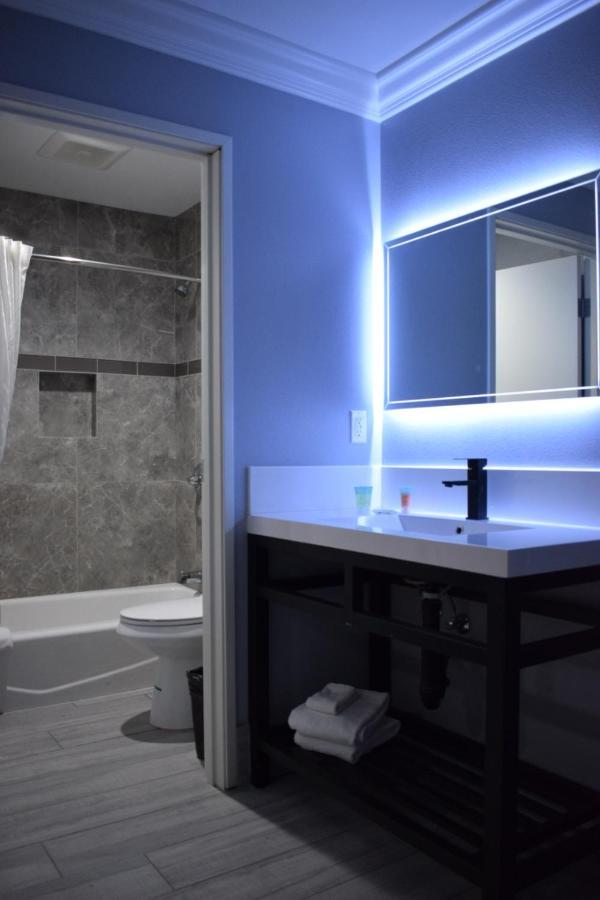 Willow Tree Inn & Suites Лос Анджелис Екстериор снимка