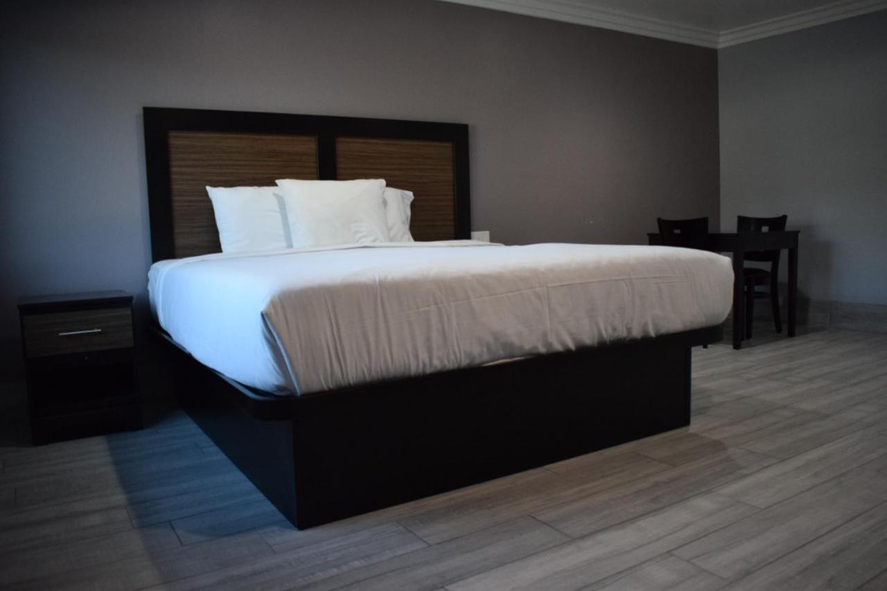 Willow Tree Inn & Suites Лос Анджелис Екстериор снимка